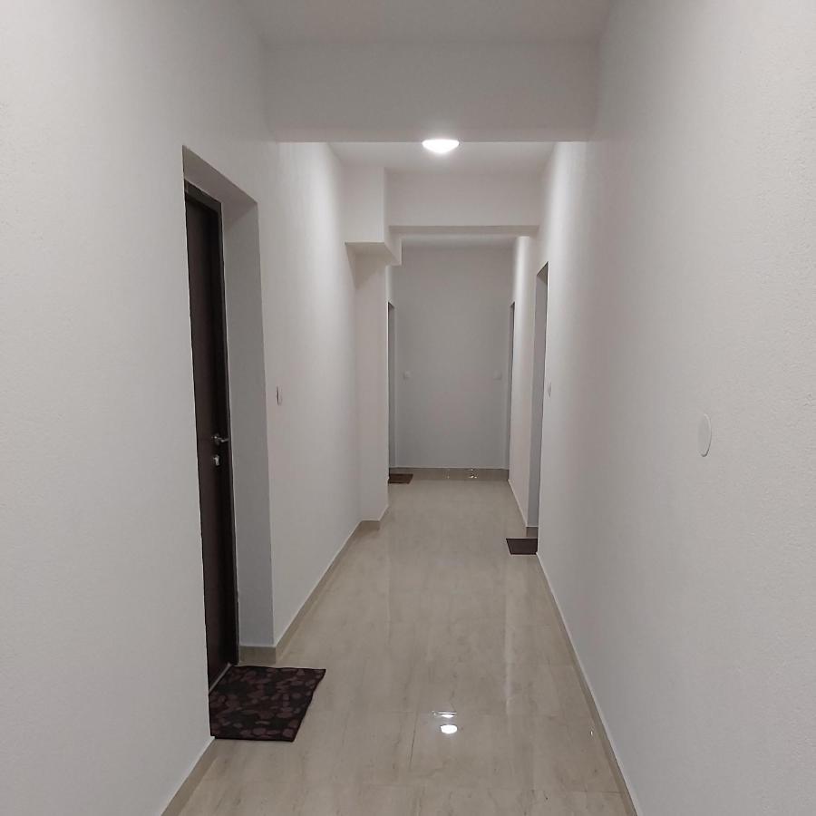 Apartman Miss T Podgoriçe Dış mekan fotoğraf